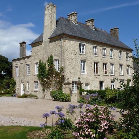Manoir De Savigny Bed & Breakfast แวโลญส์ ภายนอก รูปภาพ