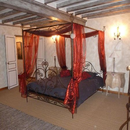 Manoir De Savigny Bed & Breakfast แวโลญส์ ภายนอก รูปภาพ