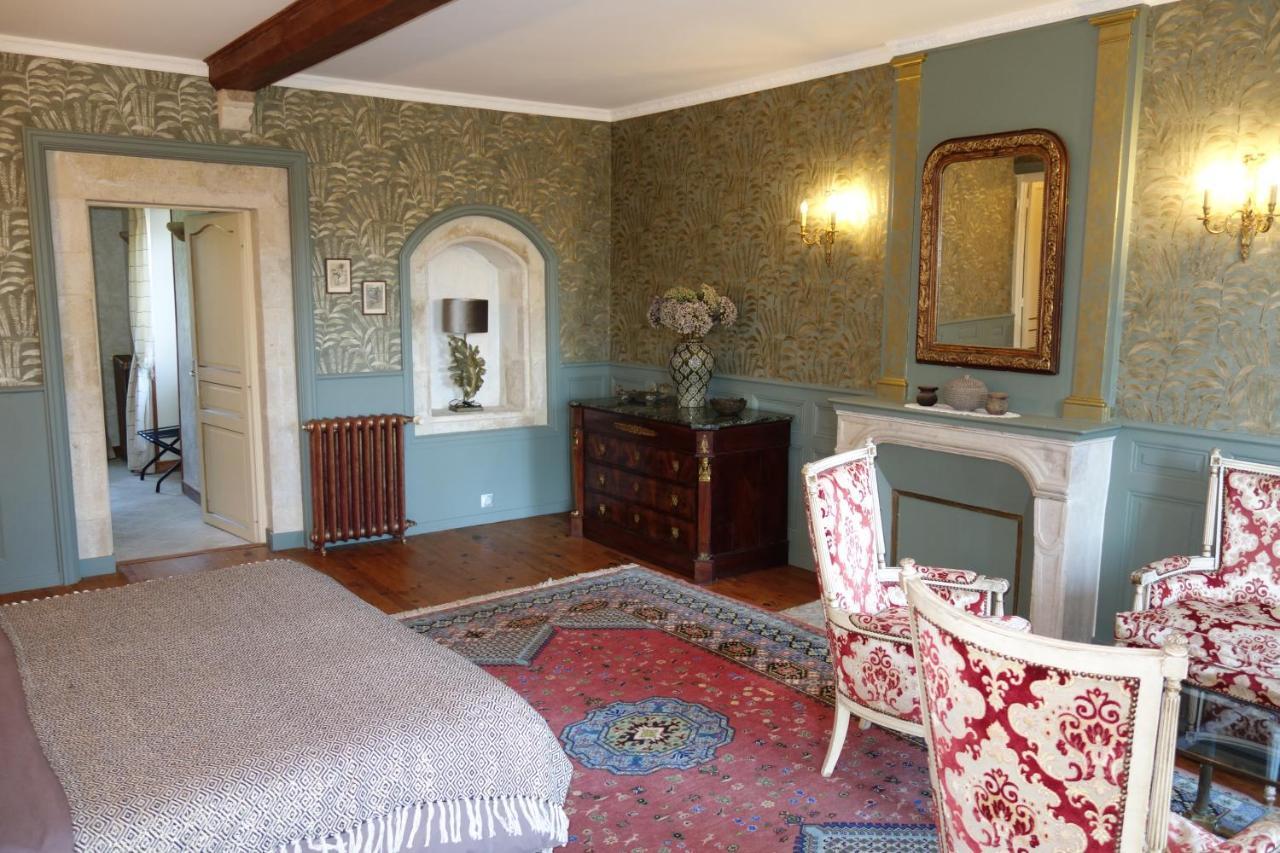 Manoir De Savigny Bed & Breakfast แวโลญส์ ภายนอก รูปภาพ