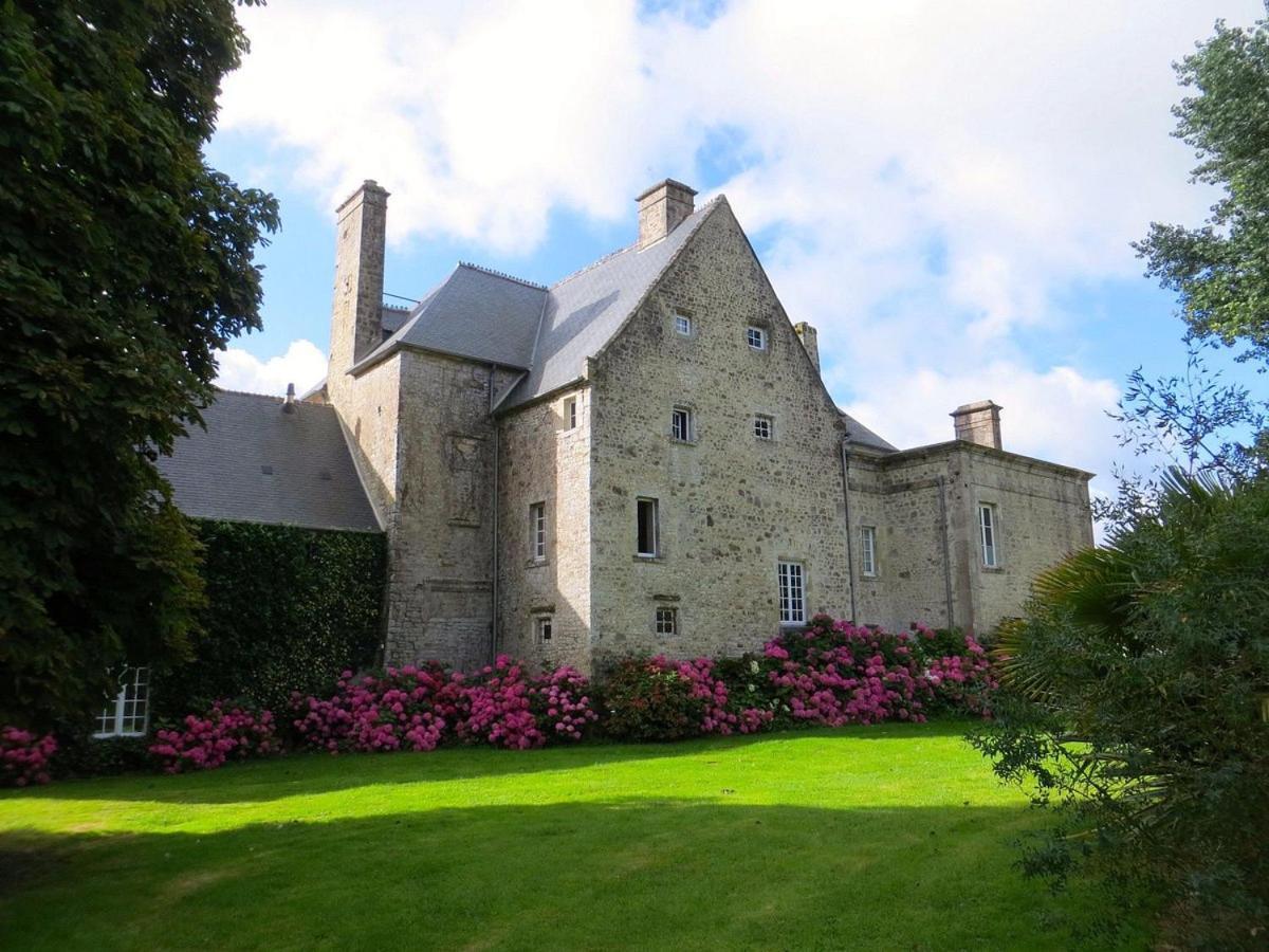 Manoir De Savigny Bed & Breakfast แวโลญส์ ภายนอก รูปภาพ