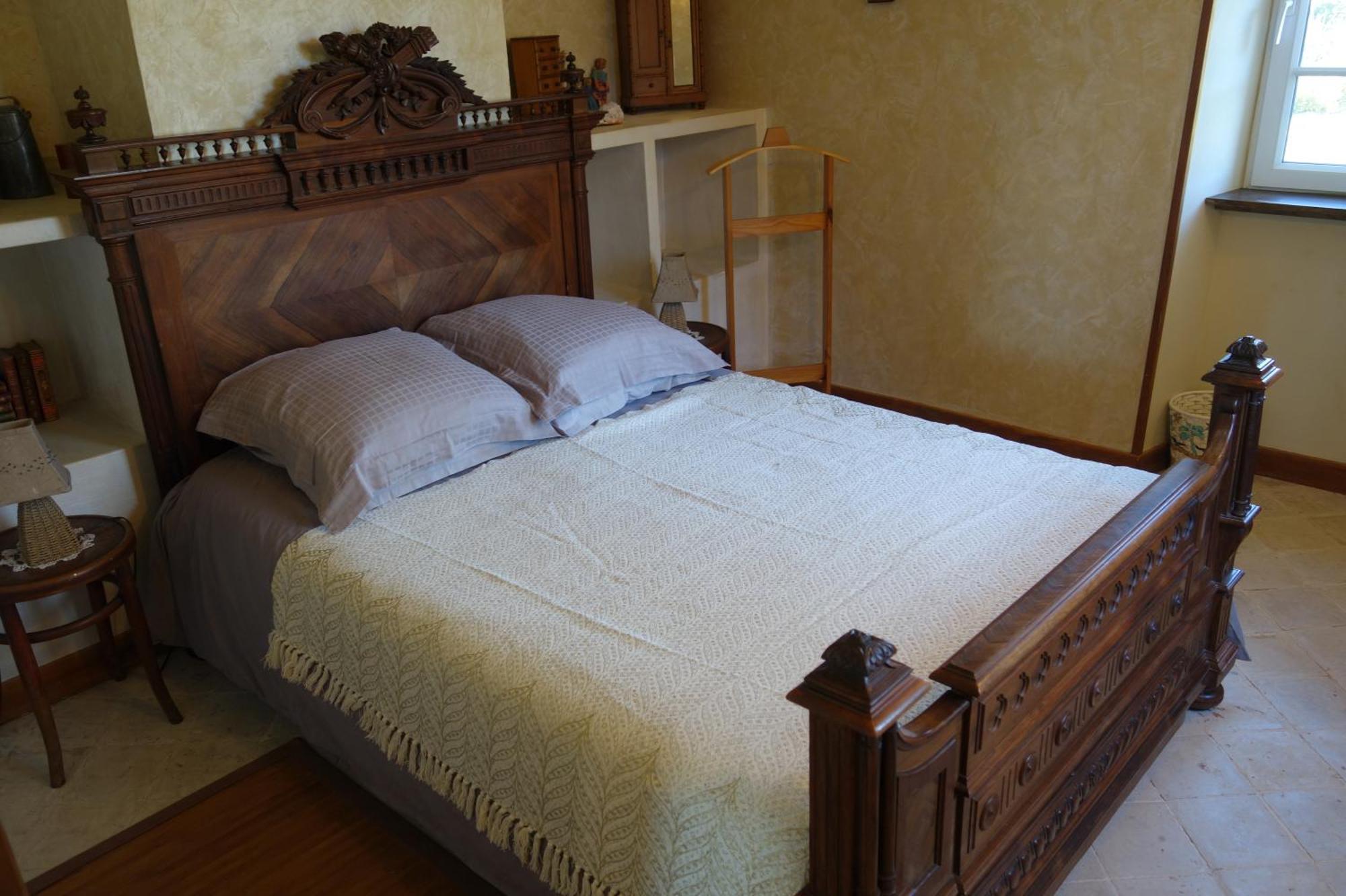 Manoir De Savigny Bed & Breakfast แวโลญส์ ภายนอก รูปภาพ