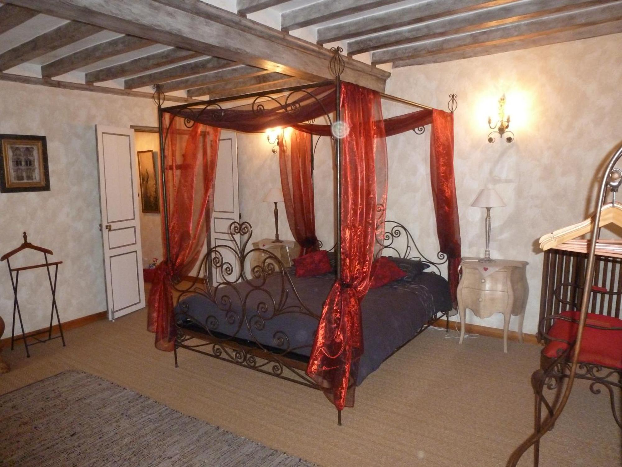 Manoir De Savigny Bed & Breakfast แวโลญส์ ภายนอก รูปภาพ