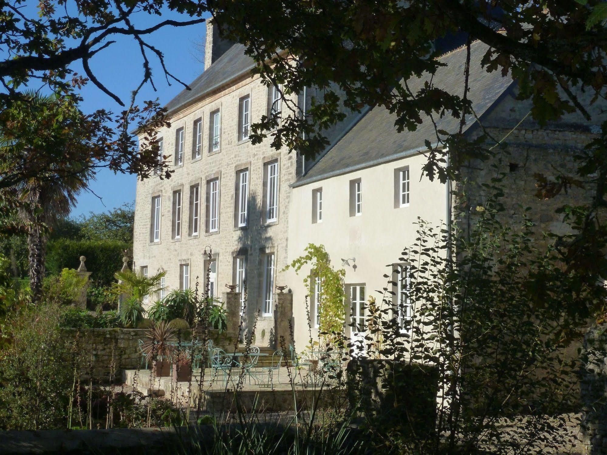 Manoir De Savigny Bed & Breakfast แวโลญส์ ภายนอก รูปภาพ